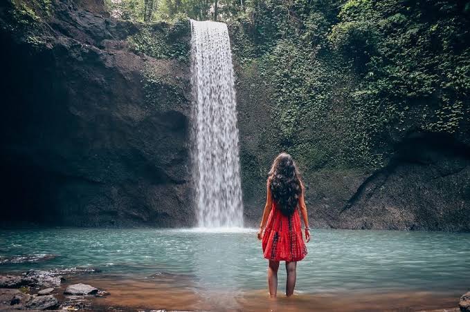 Tibumana waterfall