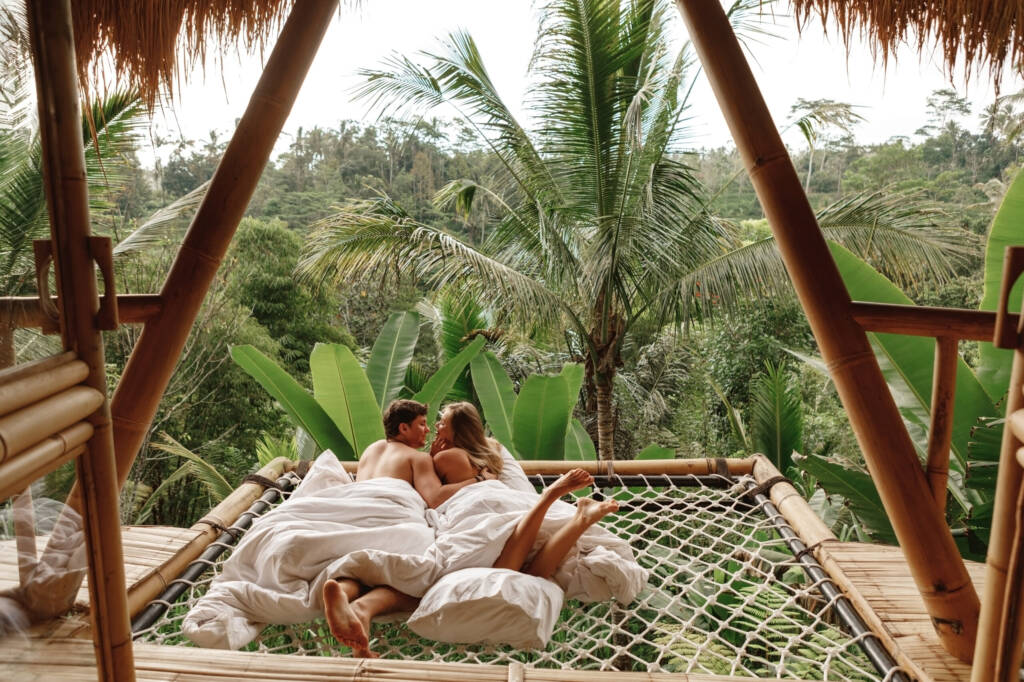 Unmarried Couples Travel to Bali
