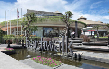 Beachwalk Shopping Center Kuta