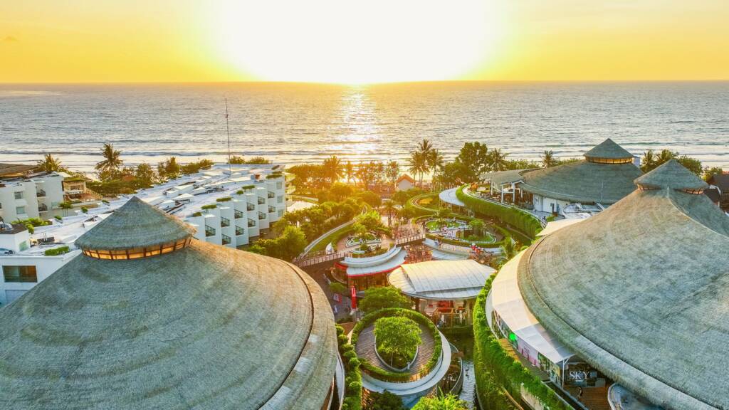 Beachwalk Shopping Center Kuta