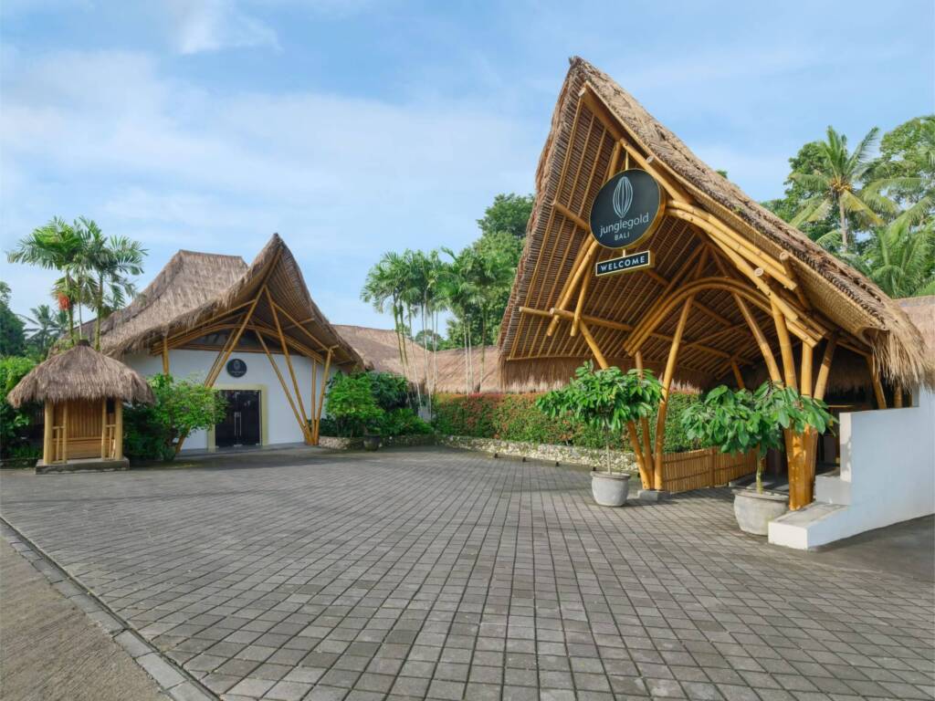 private Bali tour with Junglegold chocolate factory visit